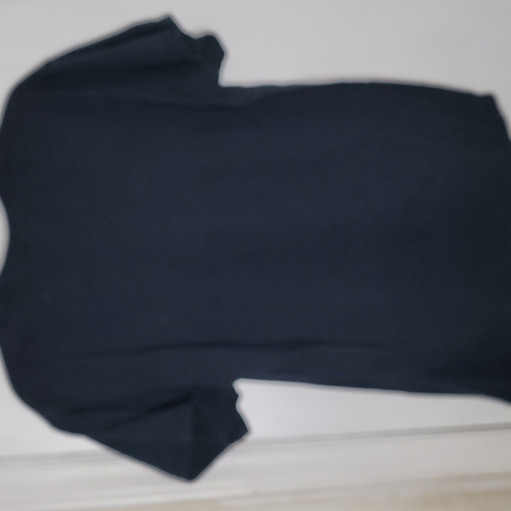 Gildan graphic t-shirt - Picture 3 of 3